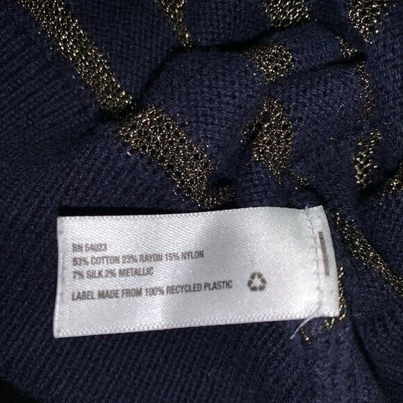 GAP sweater - Picture 7 of 7